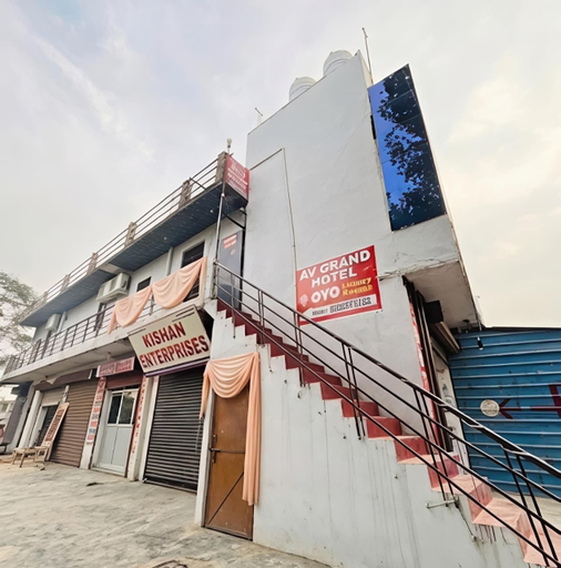 Front of property 4, AV Grand Hotel, Kanpur Nagar