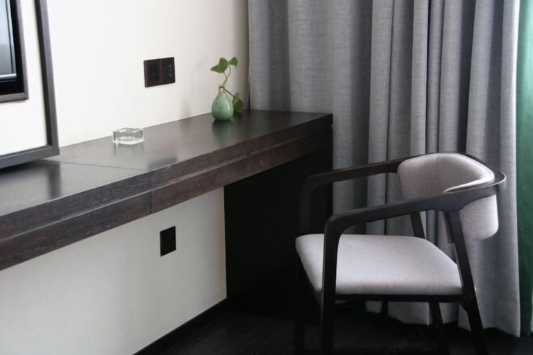 Others 5, Longling Hotel, Baoshan