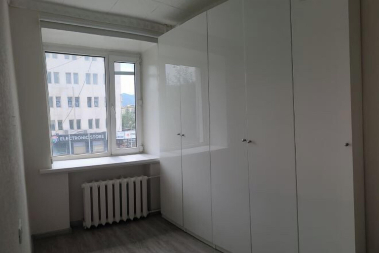 Room 5, Cozy Central City Apartment, Ulan Bator