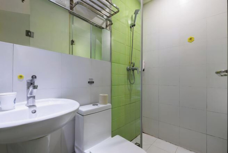 Bathroom 3, 100 Inn (Shanghai Pudong Jinqiao), Shanghai