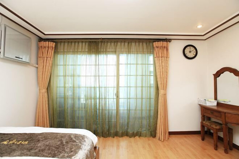Room 3, seaview, Jeju