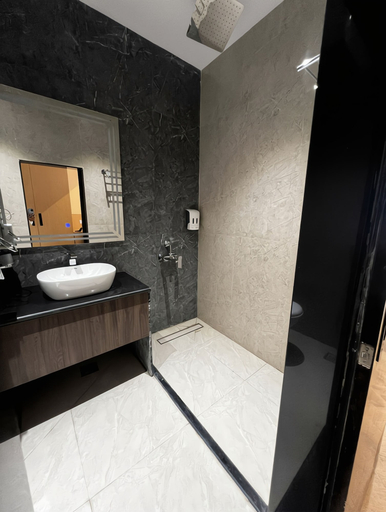 Bathroom 5, Eco Satva Ayodhya - Kitchen With No-Onion No-Garlic, Faizabad