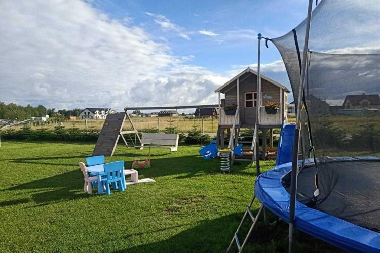 Garden 4, Comfortable Ground Floor Apartment, Summer Pool, Koszalin