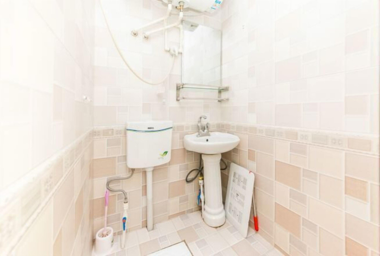 Bathroom, Harbin Snow Gu Liang Li Family Hotel, Harbin