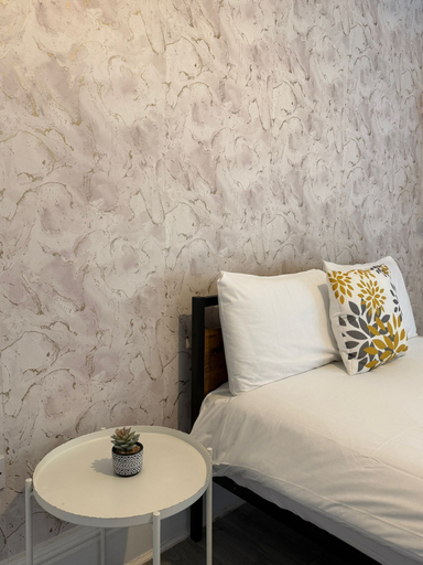 Bedroom 2, 30 Beckenham Studios, London