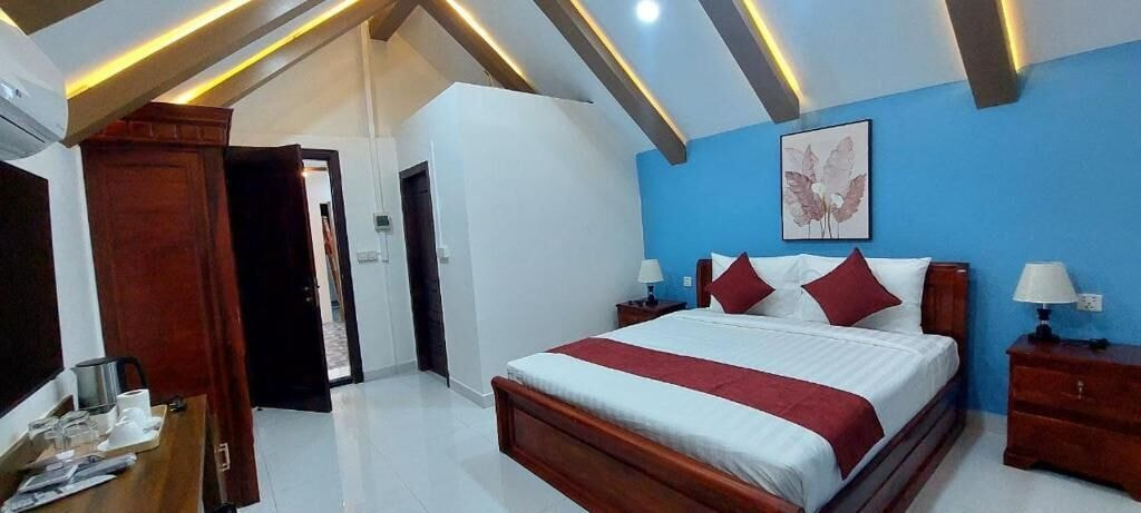 Room 5, Comfort Stay Hotel, Ou Chrov