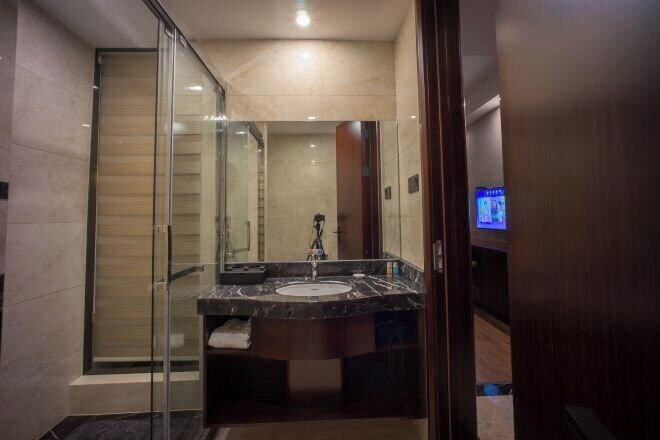 Bathroom 3, Jie Te holiday inn, Taizhou