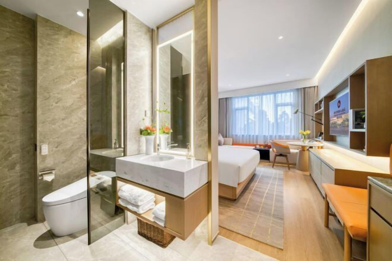 Bathroom 3, Cixi Hangzhou Bay International Hotel, Ningbo