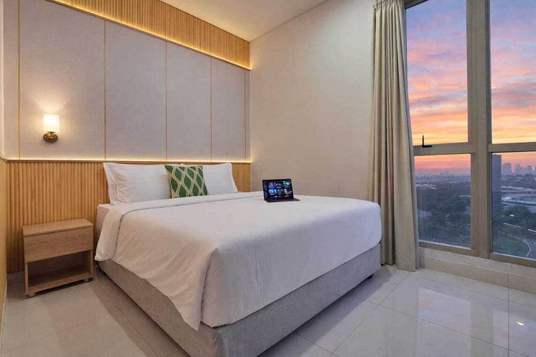 Room 4, Cendana By SanLiving - 3BR - Direct Mall, Jakarta Barat