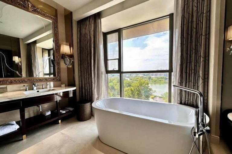 Bathroom 3, Shengyuan International Hotel, Zibo