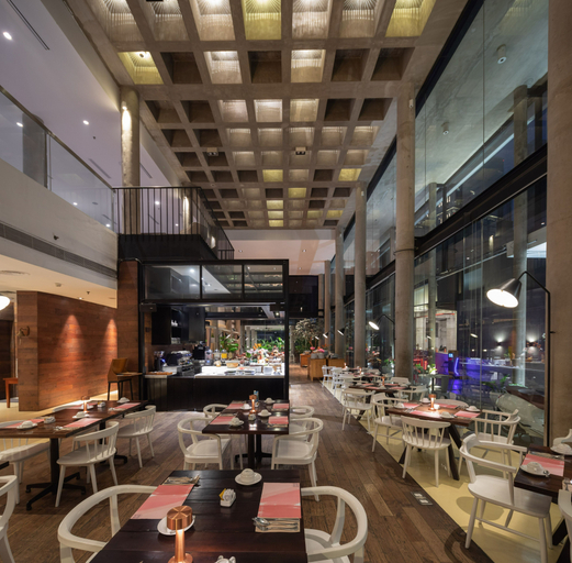 Food & Drinks 5, Morrissey Hotel, Central Jakarta