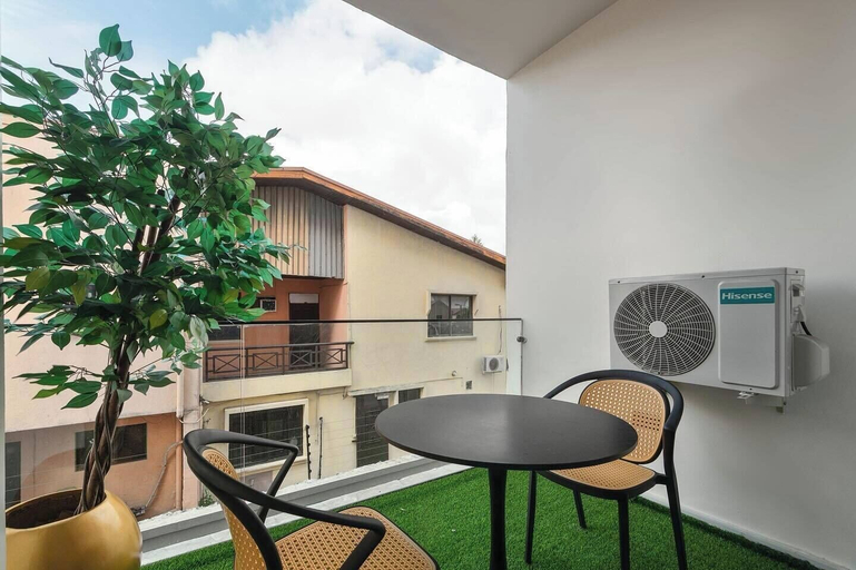 Outdoor dining 3, Pimpmyhome Residence, Eti-Osa