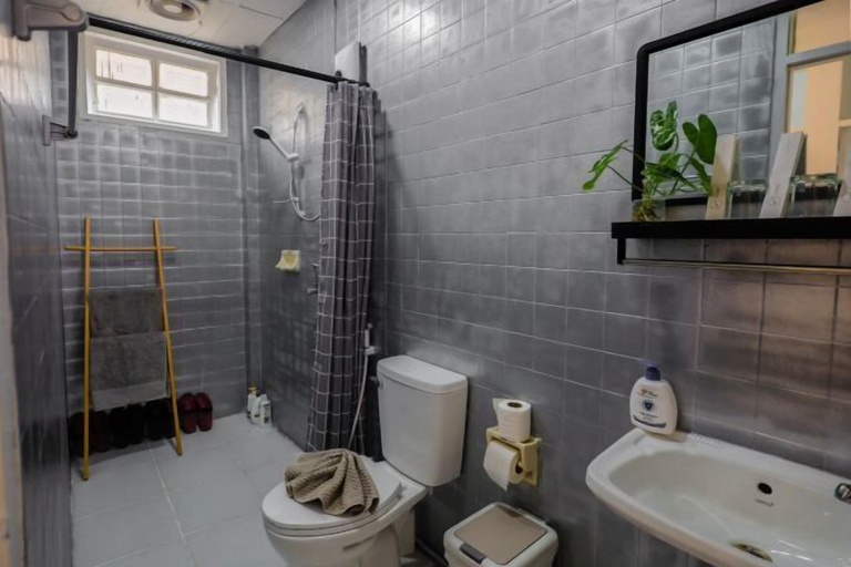 Room 5, Ratchada Retreat Bespoke Urban Villa 3, Din Dang