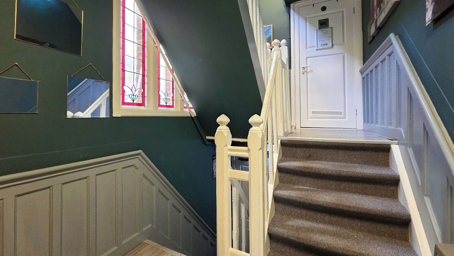 Staircase 3, Hostel Cosmos Amsterdam, Amsterdam