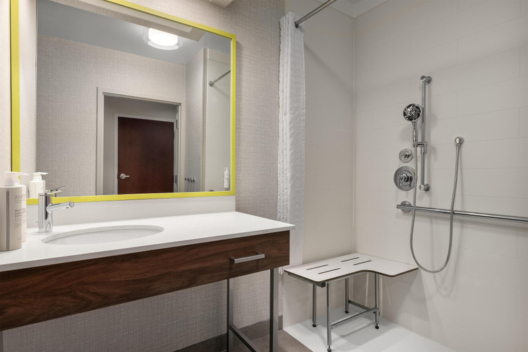 Bathroom 3, Hampton Inn Columbia Northeast - Fort Jackson Area, Richland