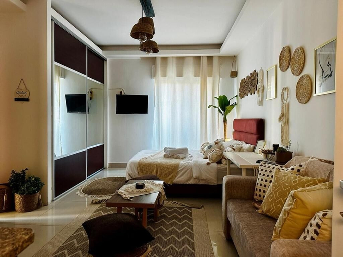 Room 5, Boho Studio, Wadi Essier
