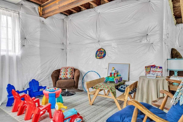 Children's area 3, Liberty Pines - Lakefront Log Home, Swim Spa & Game Room, Bedford