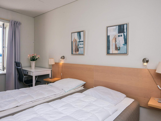 Bedroom 3, 4 Person Holiday Home on a Holiday Park in Hejls, Kolding
