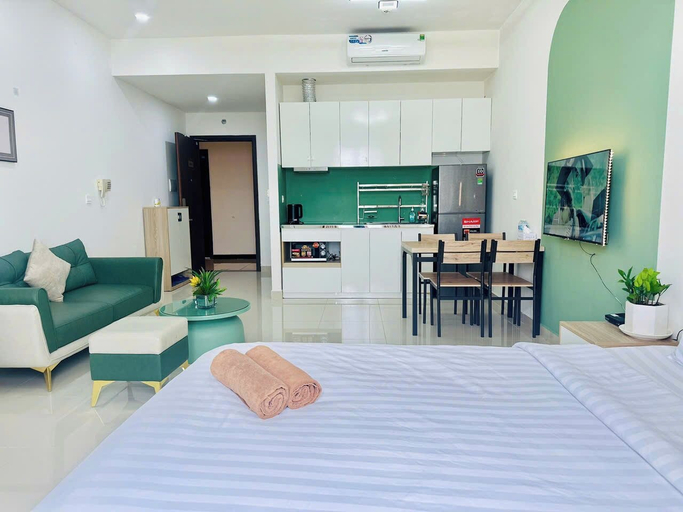 Room 3, SS Home Sunrise City Premium, District 7