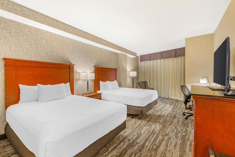 Bedroom 3, Drury Plaza Hotel St. Louis Brentwood, Saint Louis