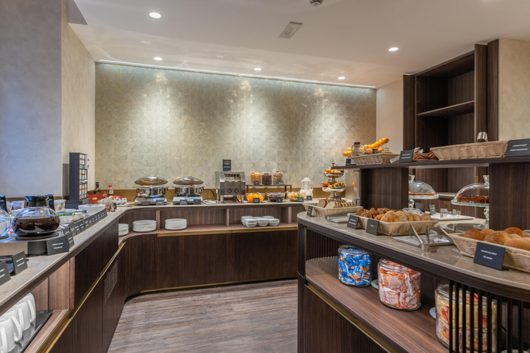 Food & Drinks 5, Hotel Raffaello, Sure Hotel Collection by Best Western, Rome