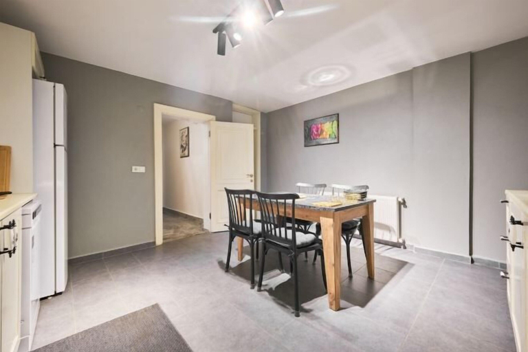 Room 5, Modern Furnished Historical House, Fatih