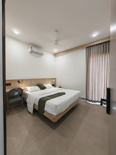 Room 5, The Zen Retreat, Kozhikode