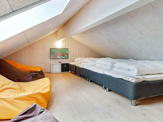 Bedroom 2, Luxury Retreat With Pool, Varde