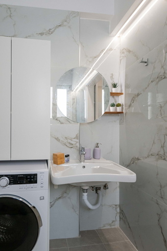 Room 5, Home Easy Kalamata - Modern Space Priv Parking, Peloponnese