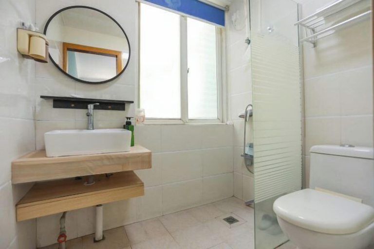 Bathroom, Moshang Huakai Inn, Jiaxing