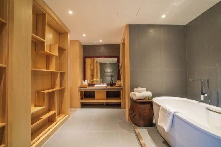 Bathroom 3, DuoFu Resort (Lijiang Ancient City South Gate), Lijiang