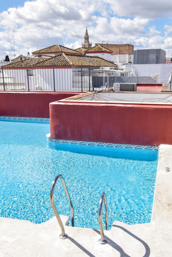 Sport & Beauty 2, New! Exclusive Duplex Design | Parking & Pool, Sevilla
