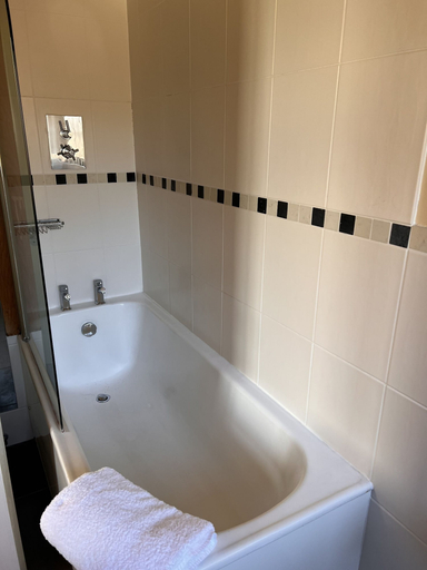 Bathroom 4, The Hawkley Inn, Hampshire