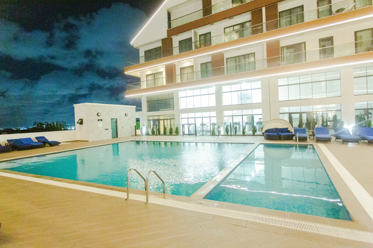 Others 2, Accra Luxury Apartments @ signature, Accra