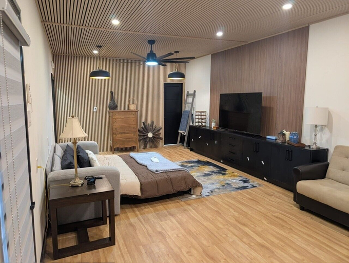Interior 5, Beamsville Rustic Modern Suites, Niagara