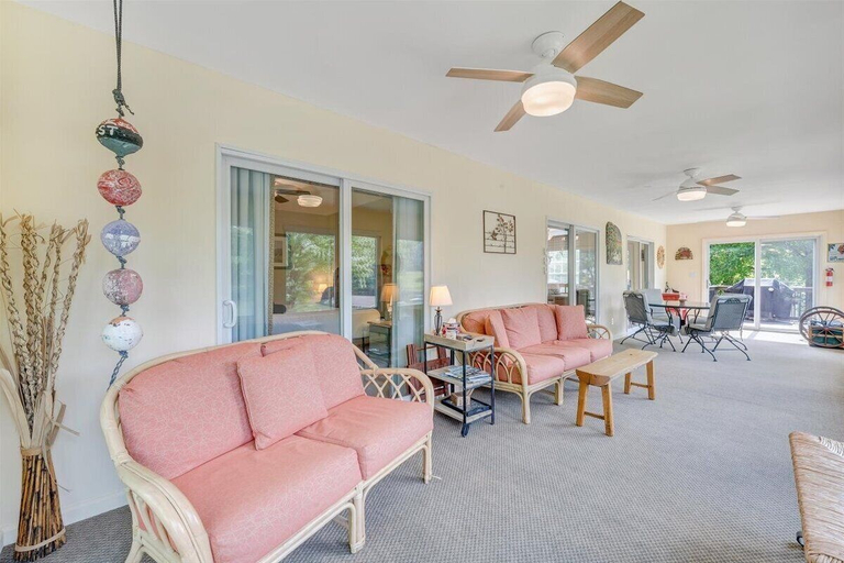 Interior 5, Cape Cottage - Private Dock & Fire Pit, Bedford