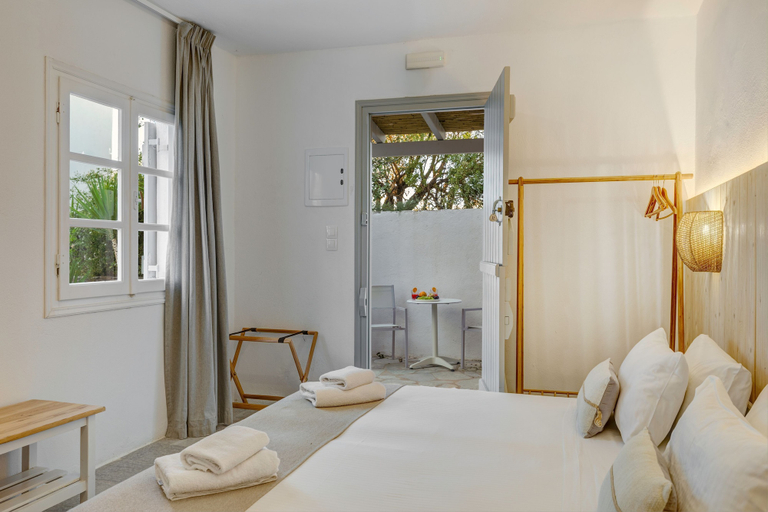 Bedroom 4, Thalassa Naxos, South Aegean