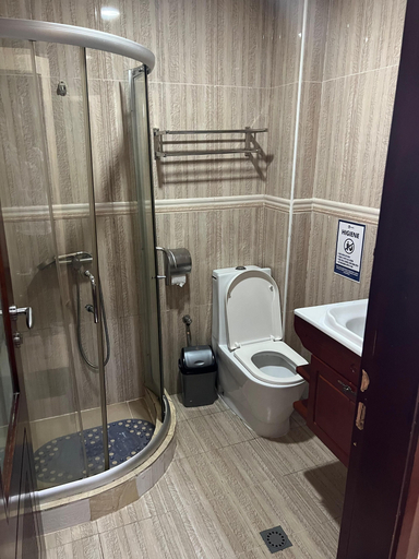 Bathroom 3, HOTEL LLAELL, Kilamba Kiaxi
