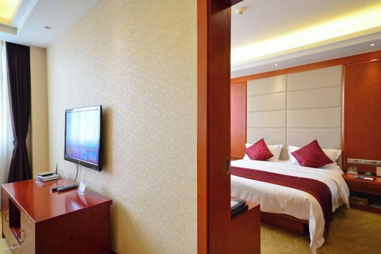 Bedroom 3, Shuang Bai Hotel, Chuxiong Yi