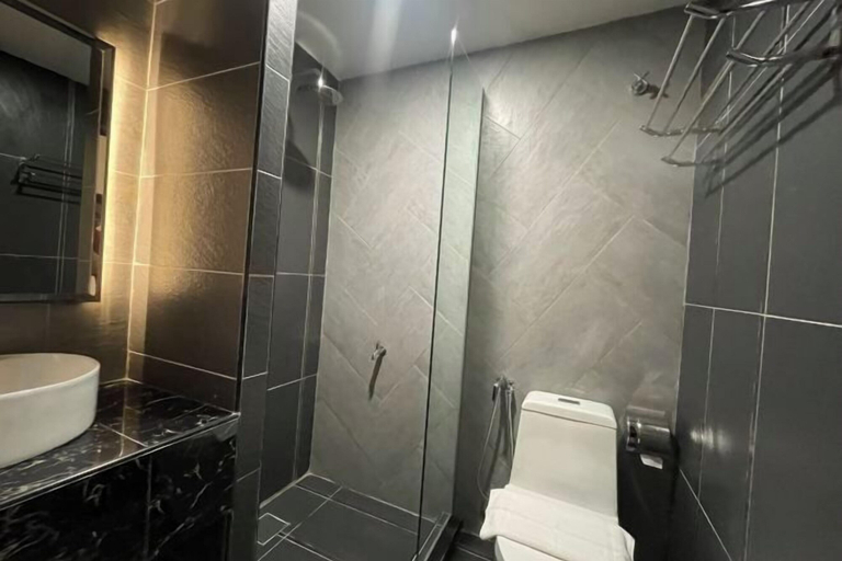 Bathroom 5, DSH Hotel, Kuantan