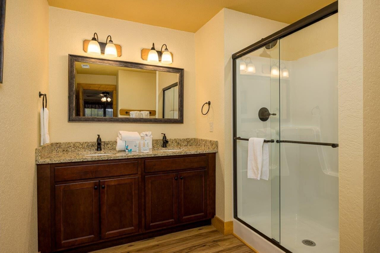 Bathroom 3, Harmony Peak, Sevier
