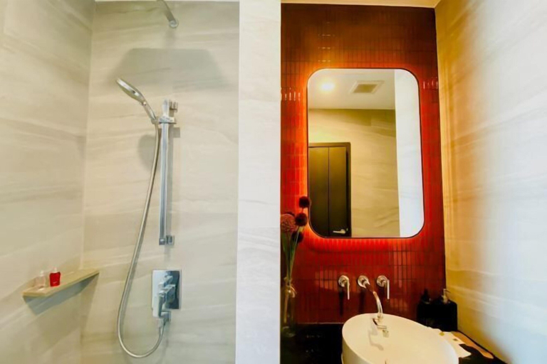 Bathroom 4, Edge Central Pattaya Condo, Pattaya