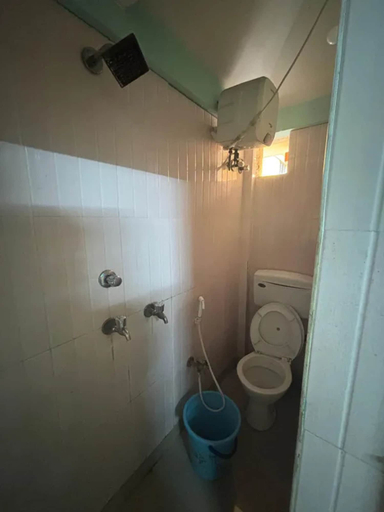 Bathroom 3, Via Ashiyana Inn, South 24 Parganas