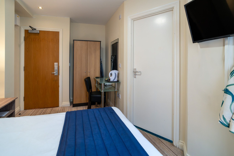 Bedroom 3, Carrington House Hotel, Bournemouth
