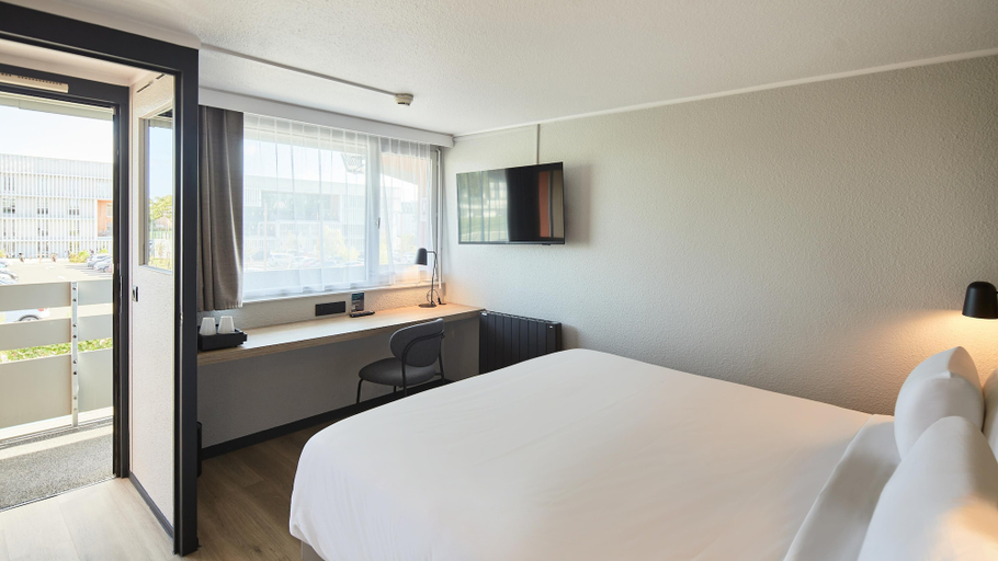 Bedroom 3, Campanile NATURE - Le Havre Nord Montivilliers, Seine-Maritime