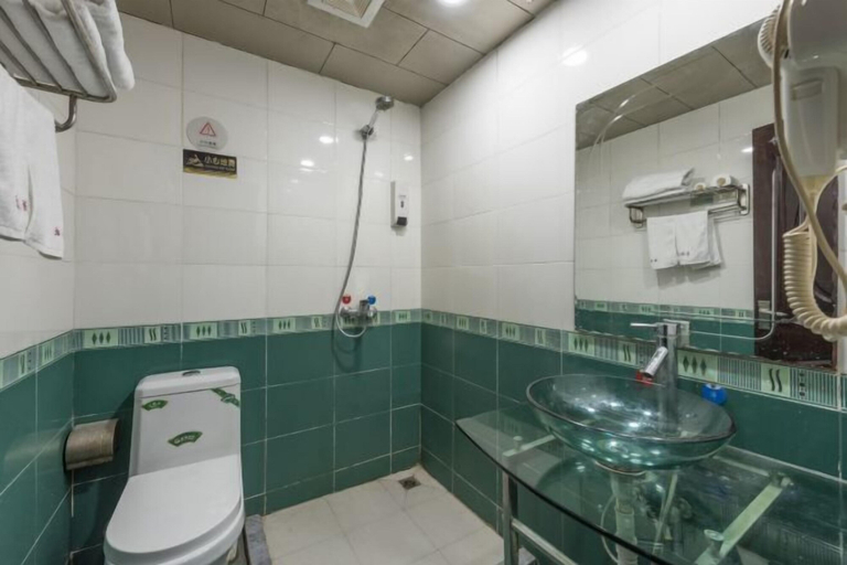 Bathroom 3, Shunjie Hotel, Ningbo