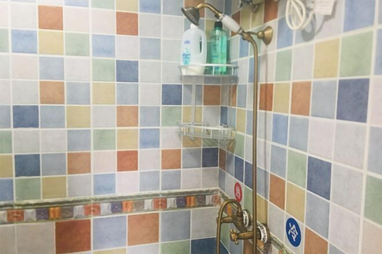 Bathroom 3, Tongli Jizhu Inn, Suzhou