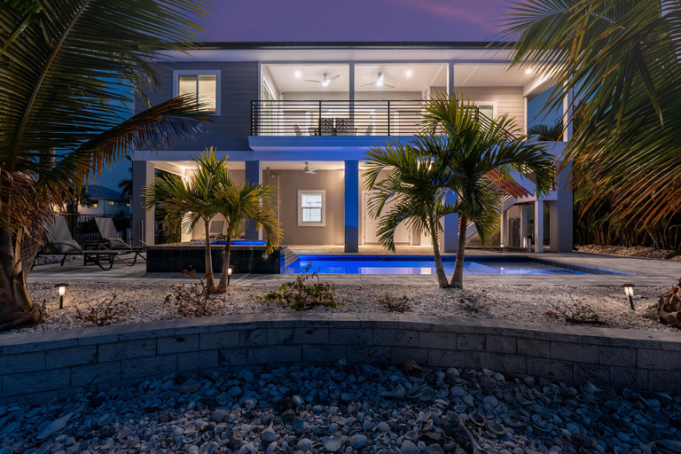 Pool 2, Shella Close To The Beach, Lee
