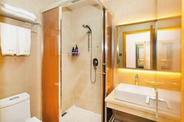 Bathroom 4, Shanghai Lianglou Boutique Hotel, Shanghai