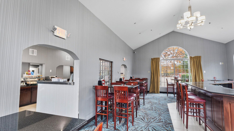 Food & Drinks 5, Best Western Plus The Inn at Hampton, Rockingham